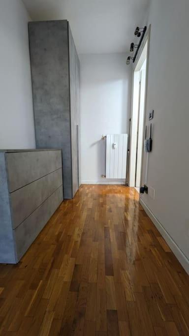 Amazing Apartment With View Near Metro Turin Bagian luar foto